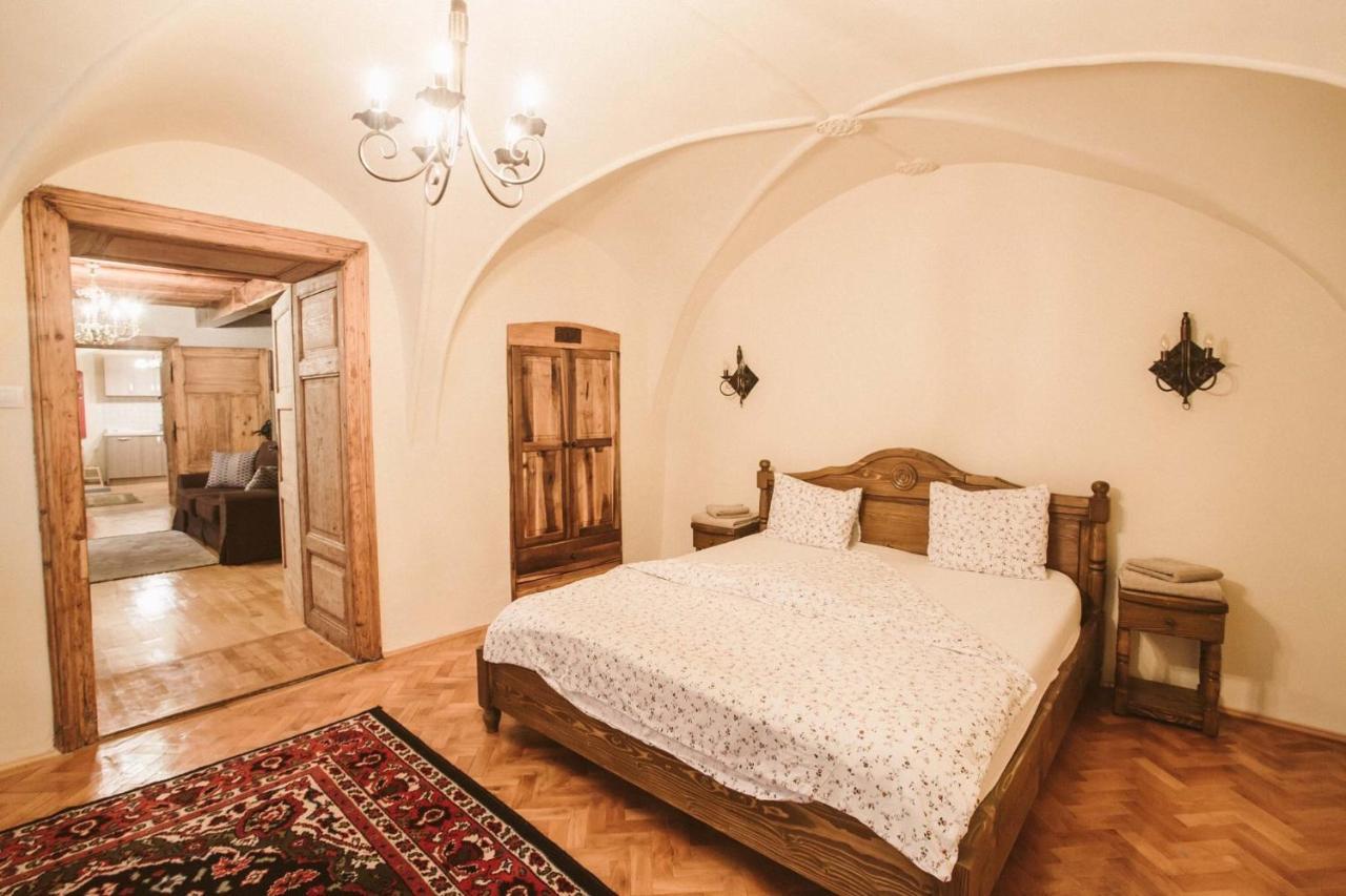 Casa Schobeln Apartment Brasov Exterior photo