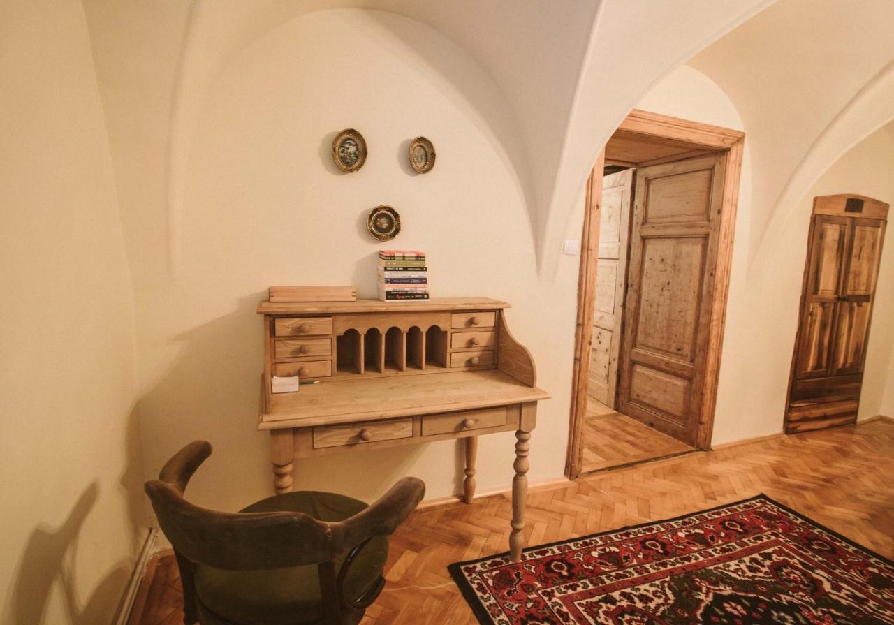 Casa Schobeln Apartment Brasov Exterior photo