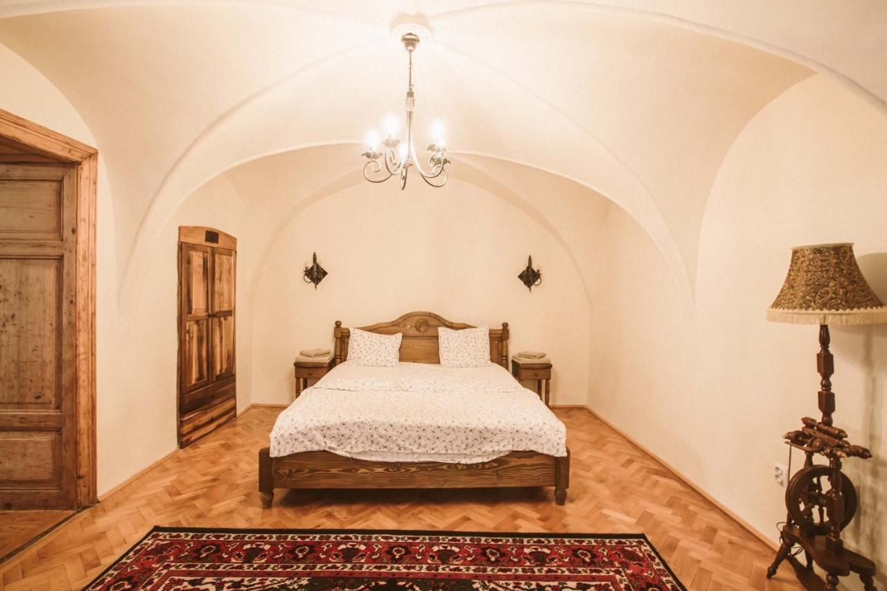Casa Schobeln Apartment Brasov Exterior photo
